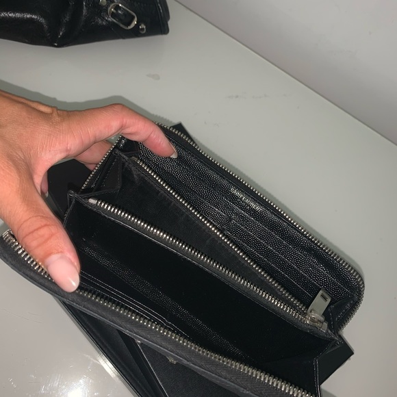 AUTHENTIC Saint Laurent wallet - Picture 3 of 3